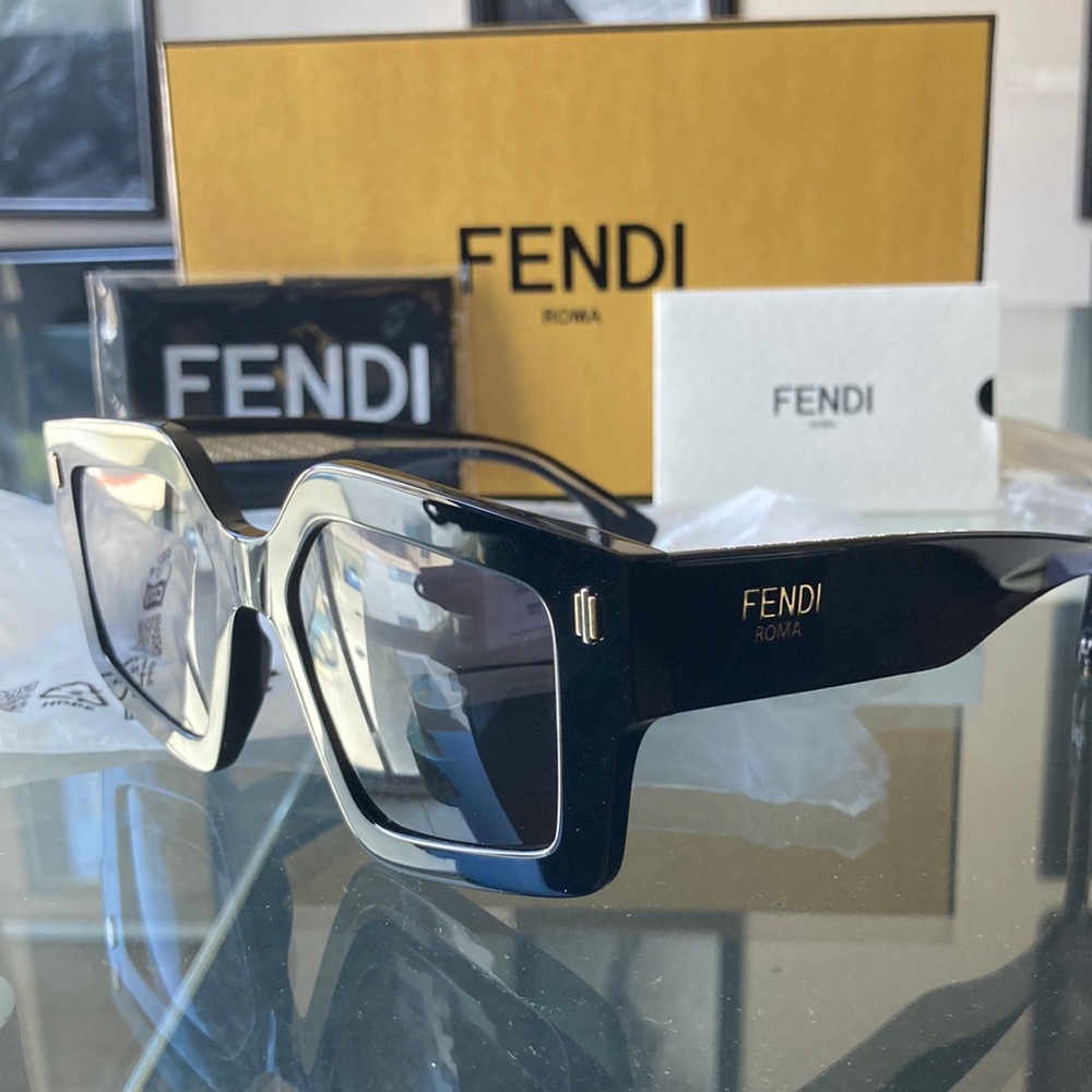 New Authentic Fendi Roma sunglasses FE401621